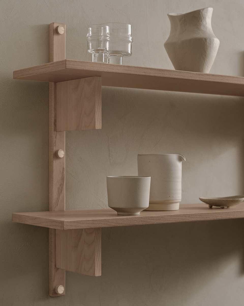 superfront_takumi_wallshelf_bi